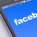 صورة رمزية لشعار الفيس بوك : مقال حول جملة من النصائح للتعامل مع الصفحات التجارية على فيسبوك وكيف إدارتها للحصول على أكبر عدد ممكن من المتابعين وتفعيل واشهار العلامة التجارية